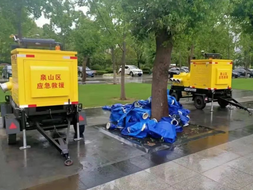 穿梭火線：機(jī)器人救援隊(duì)在行動